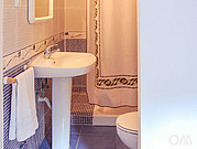 Cada habitación tiene ducha y aseo Cada habitación tiene ducha y aseo