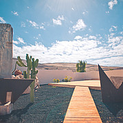 Plataforma de yoga en la Surf Villa Plataforma de yoga en la Surf Villa